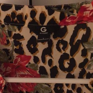 blouse with Roses  the print it’s Beautiful